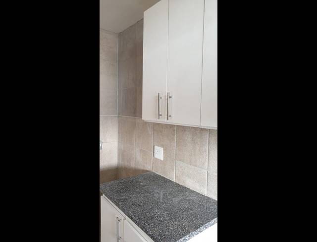 2 BEDROOM APARTMENT FOR SALE IN SUNNYSIDE